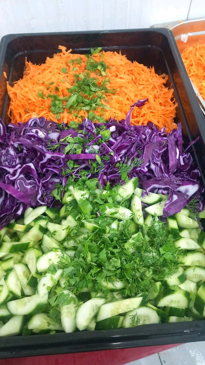 Aşçı Olarak İş Arıyorum Sulu Yemek ve Izgara Yapıyorum